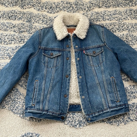 Levi’s Sherpa Trucker Jacket